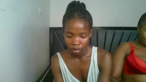 kinky_aria online show from 12/04/25, 10:02