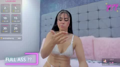Snapshot of kinky_dakota chatting on 05/15/26, 11:01 dakota online show from 05/15/26, 11:01