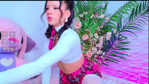    online show from 11/01/25, 01:18