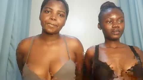 Snapshot of kinky_lola1 chatting on 10/01/25, 01:33 Lola online show from 10/01/25, 01:33