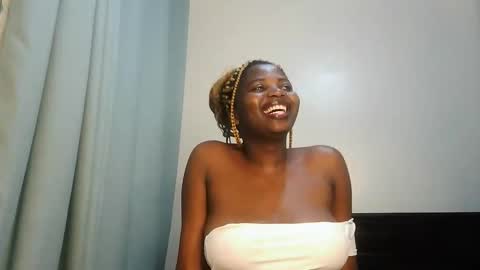 Snapshot of kinky_lola1 chatting on 10/23/25, 12:54 Lola online show from 10/23/25, 12:54