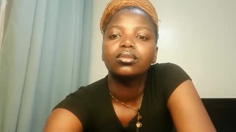 Lola online show from 01/05/26, 09:18