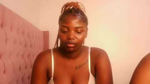 Lola online show from 03/07/26, 11:24