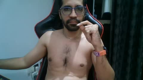 Snapshot of kinky_one1 chatting on 07/16/26, 08:26 kinky_one1 online show from 07/16/26, 08:26