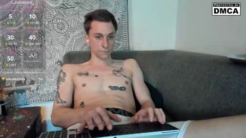 Snapshot of kinky_spidey chatting on 03/14/26, 02:55 kinky_spidey online show from 03/14/26, 02:55