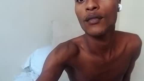 kinkybby_ online show from 02/02/25, 12:13