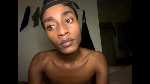 kinkybby_ online show from 09/21/25, 10:44