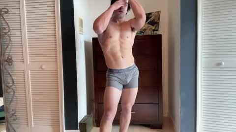 Snapshot of kinkybuffboy chatting on 01/21/25, 05:20 kinkybuffboy online show from 01/21/25, 05:20