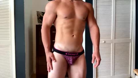 Snapshot of kinkybuffboy chatting on 02/14/25, 05:03 kinkybuffboy online show from 02/14/25, 05:03