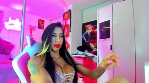 Jasmine. online show from 11/12/25, 09:47