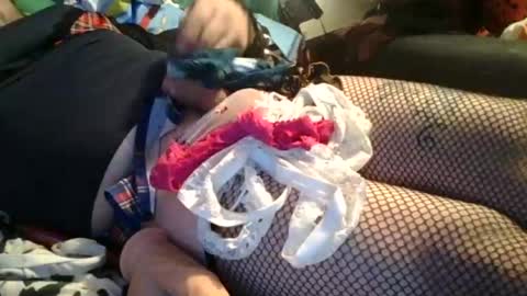 kinkycd0 online show from 06/19/26, 02:43