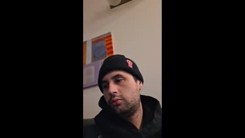 Snapshot of kinkycouple1789 chatting on 11/29/25, 10:02 Maysie and Hunter online show from 11/29/25, 10:02