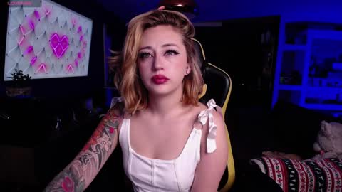  Sara  online show from 01/03/25, 06:33