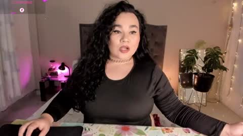 Snapshot of kinkyelise chatting on 06/27/26, 05:56 Jenny online show from 06/27/26, 05:56