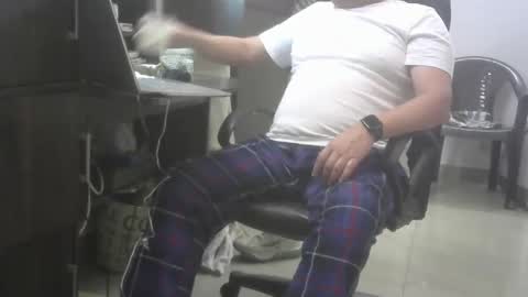 kinkyguy7979 online show from 02/23/25, 03:29