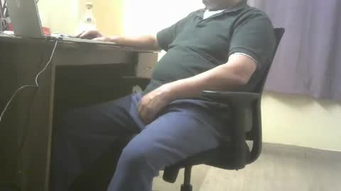 kinkyguy7979 online show from 11/22/25, 04:50