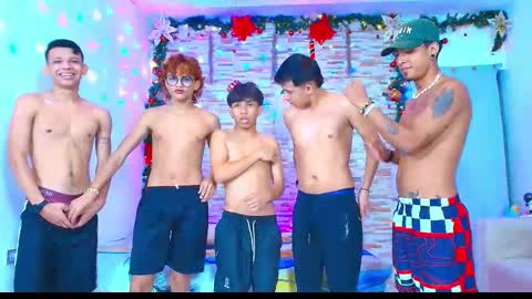 Snapshot of kinkyhousexxx chatting on 11/07/25, 08:31 kinkyhousexxx online show from 11/07/25, 08:31