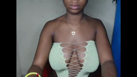 Snapshot of kinkyjuicexx chatting on 09/20/25, 04:57 kinkyjuicexx online show from 09/20/25, 04:57