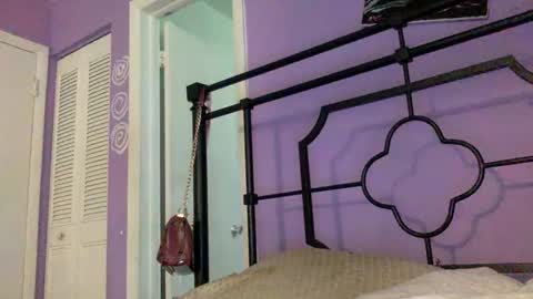 Bunniii online show from 04/06/26, 05:36