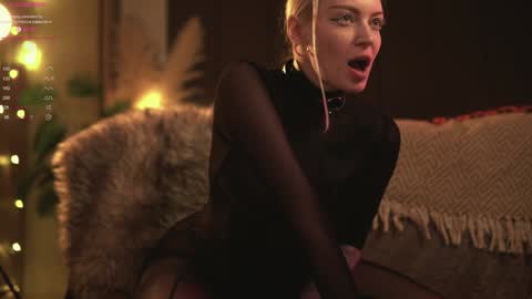 Snapshot of kinkylina_ chatting on 01/01/25, 05:22 kinkylina_ online show from 01/01/25, 05:22