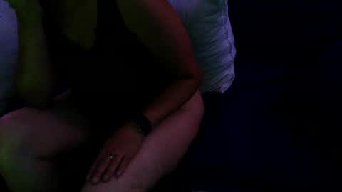 Snapshot of kinkymilf412420 chatting on 07/22/26, 07:33 Kinkymilf412420 online show from 07/22/26, 07:33