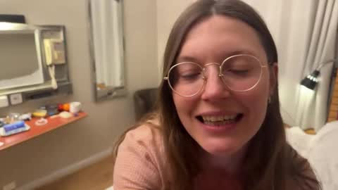 Mary the Soulmate online show from 02/19/25, 05:49