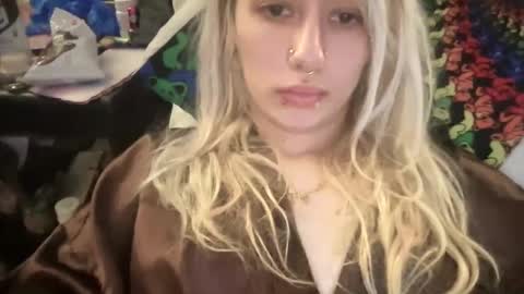 Snapshot of kinkypinky415 chatting on 01/02/25, 01:49 Kinky Pinky online show from 01/02/25, 01:49