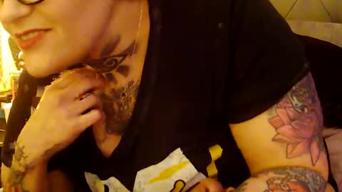 Snapshot of kinkypinkyplay2 chatting on 01/15/26, 07:46 Kinky Pinky online show from 01/15/26, 07:46