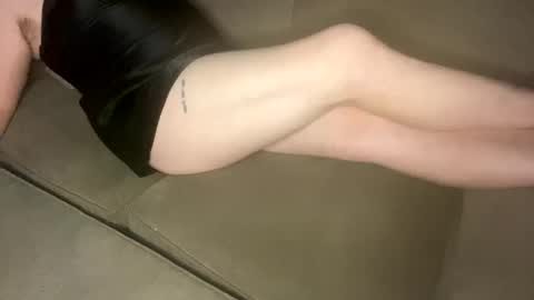 Snapshot of kinkyplay734 chatting on 11/04/25, 01:48 kinkyplay734 online show from 11/04/25, 01:48