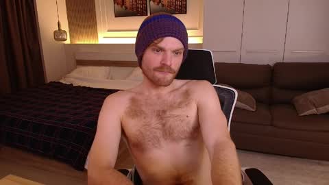 Snapshot of kinkypumpkin chatting on 04/04/26, 01:15 Kenny online show from 04/04/26, 01:15