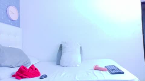 Snapshot of kinkyy_redhead chatting on 05/15/26, 11:17 kinkyy_redhead online show from 05/15/26, 11:17