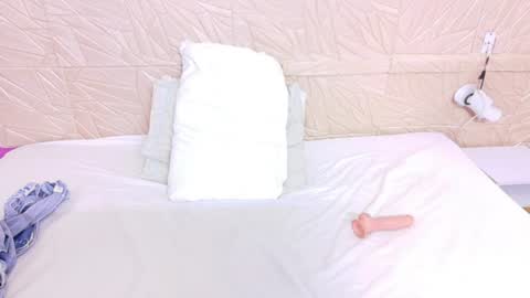 Snapshot of kinkyy_redhead chatting on 06/27/26, 12:22 kinkyy_redhead online show from 06/27/26, 12:22