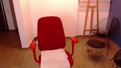 Snapshot of kintsugim chatting on 12/02/25, 03:45 kintsugi online show from 12/02/25, 03:45