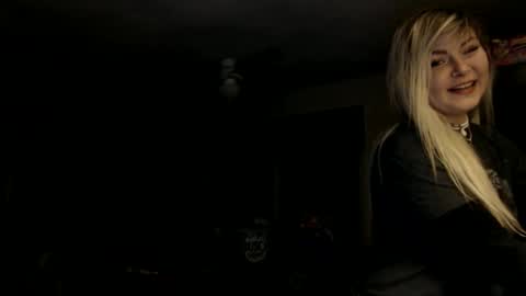 Snapshot of kipsy420 chatting on 03/06/25, 09:03 Kipsy Rose online show from 03/06/25, 09:03