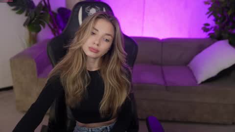 Sweet girls online show from 09/19/25, 11:05