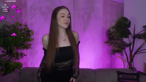 Sweet girls online show from 04/21/26, 06:55