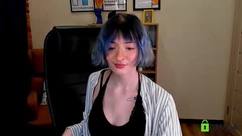 Kira online show from 01/31/26, 08:51