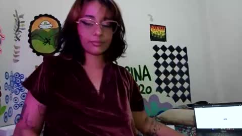 Snapshot of kira_adam chatting on 05/18/26, 09:42 Kira online show from 05/18/26, 09:42