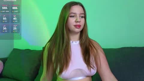 Snapshot of kira_briis chatting on 07/08/26, 07:07 Kira Briis online show from 07/08/26, 07:07