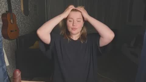 Snapshot of kira_citro chatting on 09/26/25, 03:43 Kira NEXT STREAM December 4 5pm CET 11am EST online show from 09/26/25, 03:43