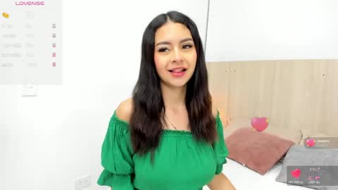 Kira online show from 06/06/26, 11:26