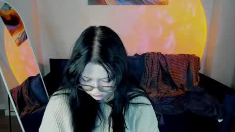 Snapshot of kira_g0ld chatting on 02/13/26, 01:12 kira online show from 02/13/26, 01:12