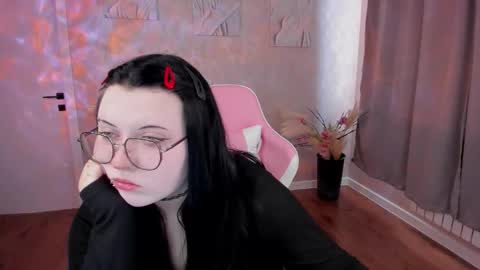 kira online show from 03/21/26, 01:10