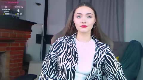 kira_jin online show from 02/11/25, 08:48