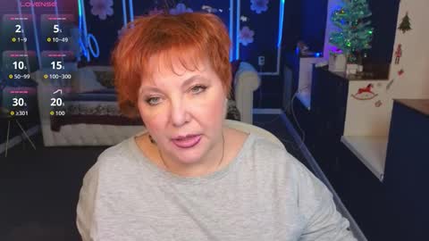 Snapshot of kira_kennet chatting on 12/19/25, 01:18 Kira Kennet online show from 12/19/25, 01:18