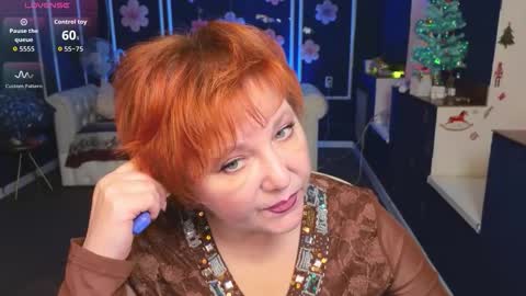 Snapshot of kira_kennet chatting on 12/22/25, 08:33 Kira Kennet online show from 12/22/25, 08:33