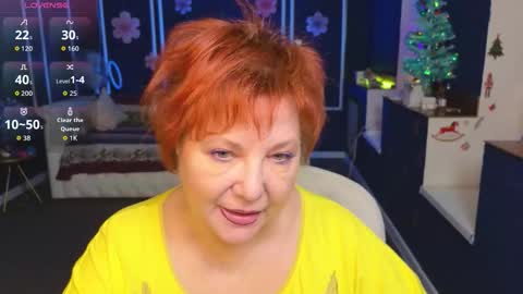 Snapshot of kira_kennet chatting on 12/23/25, 06:44 Kira Kennet online show from 12/23/25, 06:44