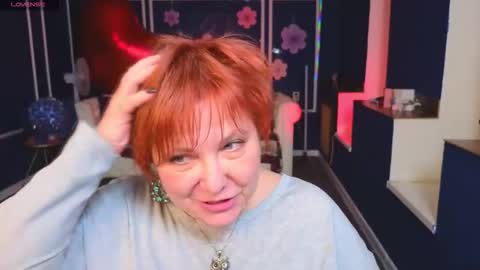 Kira Kennet online show from 04/22/26, 06:42