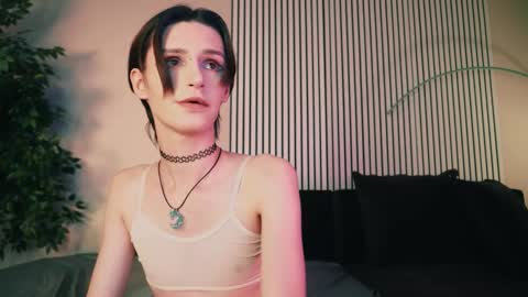 Snapshot of kira_long chatting on 09/18/25, 05:53 MADI online show from 09/18/25, 05:53