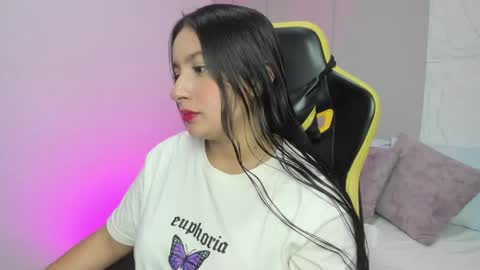 K I R A online show from 05/14/26, 11:06